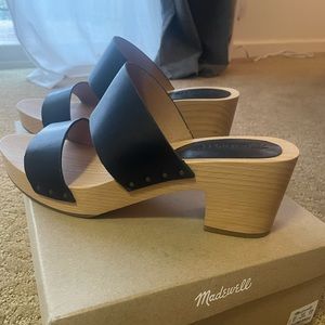 Madewell Clara double strap clogs, black NIB, size 9